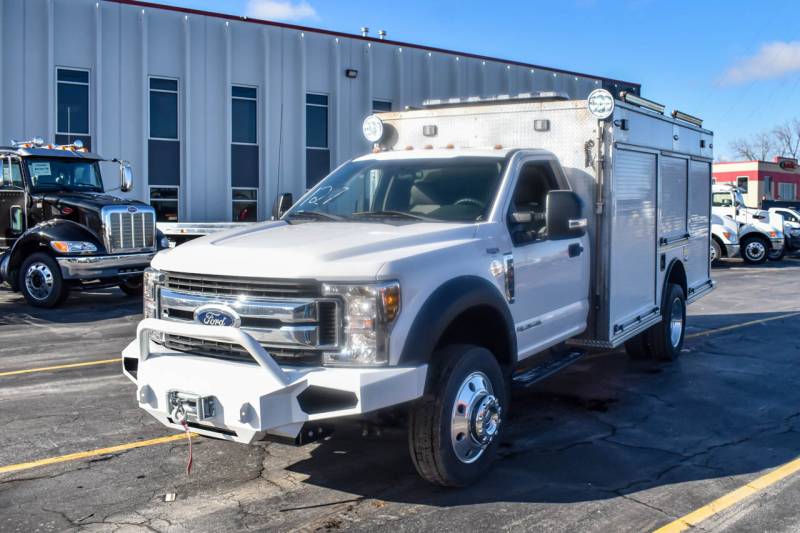 New 18 Ford F550 With A Remanufactured 7 Compartment Service Body Nttjebwp