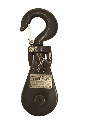 Imported Snatch Block with Latched Swivel Hook (2 Ton, 3" Snatch Block with Latch)