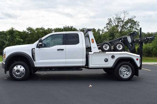 Jerr-Dan - IN STOCK - 2024 FORD F550 XLT SUPER CAB 4X4 JERR-DAN WRECKER MPL-40