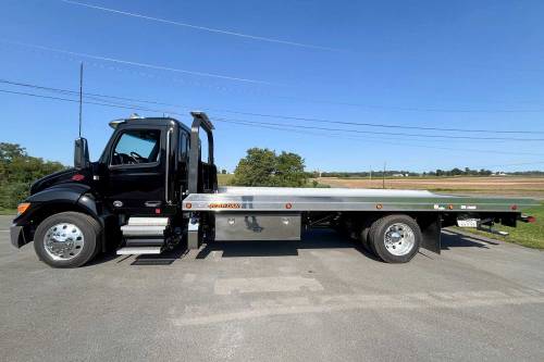 Jerr-Dan - IN STOCK - 2024 PETERBILT 536 REG CAB 4X2 JERR-DAN CARRIER 22NGAF6T-W-LP