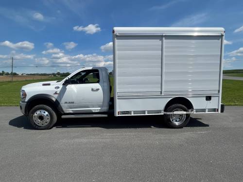 Hackney - IN STOCK - 2022 RAM 5500 SLT REG CAB 4X4 HACKNEY 4-BAY SIDELOAD