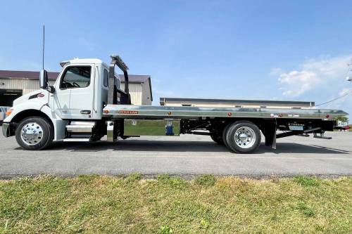 Jerr-Dan - IN STOCK - 2025 PETERBILT 536 REG CAB 4X2 JERR-DAN 22NGAF6T-W-LP