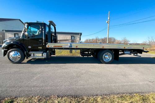 Jerr-Dan - IN STOCK - 2025 FREIGHTLINER M2 106 PLUS 4X2 REG CAB JERR-DAN CARRIER 22NGAF6T-W-LP