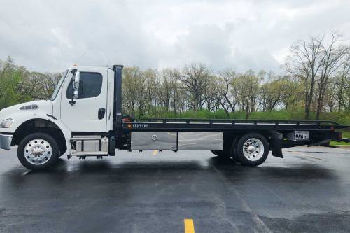 Miller Industries - PRE-OWNED AVAILABLE - 2022 FREIGHTLINER M2 REG CAB 4X2 CENTURY 21' STEEL CARRIER