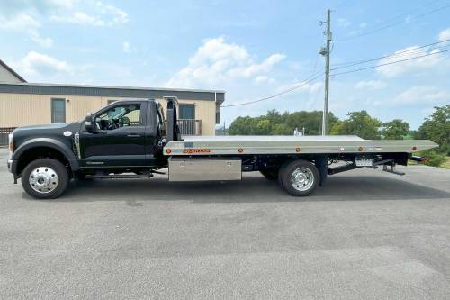 Jerr-Dan - IN STOCK - 2024 FORD F550 XLT REG CAB 4X4 JERR-DAN CARRIER 20NGAF6T-W-LP