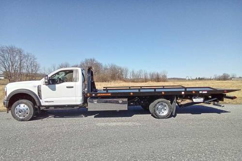 Jerr-Dan - IN STOCK - 2024 FORD F550 XLT REG CAB 4X4 JERR-DAN CARRIER 20SRR6T-W-LP