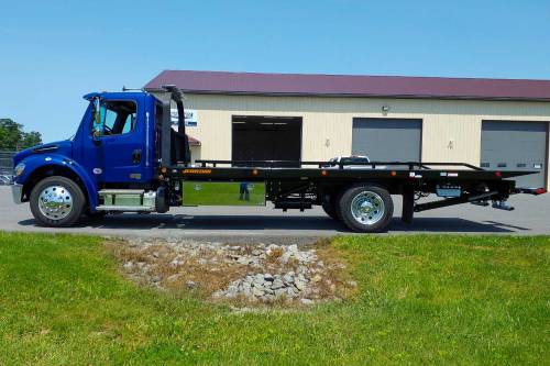 Jerr-Dan - IN STOCK - 2026 FREIGHTLINER M2 106 PLUS REG CAB 4X2 JERR-DAN CARRIER 22SRR6T-W-LP