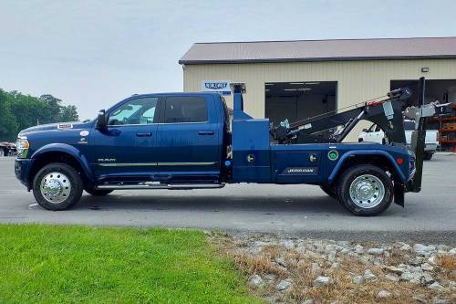 Jerr-Dan - IN STOCK - 2023 RAM 5500 LIMITED CREW CAB 4X4 JERR-DAN WRECKER MPL-40