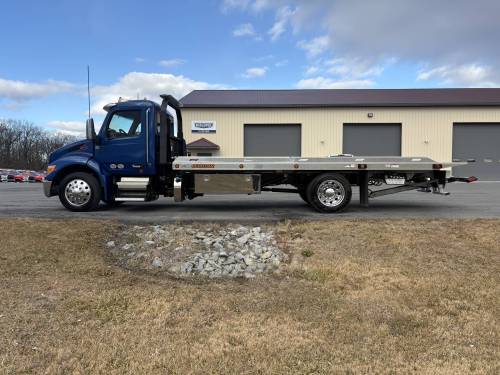 Jerr-Dan - IN STOCK - 2026 PETERBILT 536 REG CAB 4X2 JERRR-DAN CARRIER 21NGAR6T-W-LP