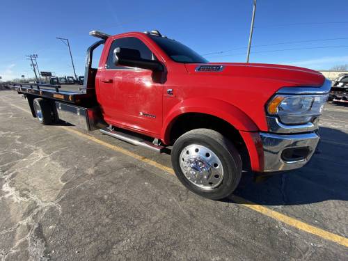 Jerr-Dan - Pre-Owned Available - 2022 Ram 5500 Reg Cab 4x2 SLT Diesel Red Jerr-Dan 20SRR6T-W-LP