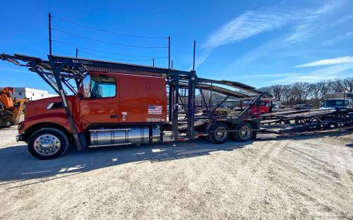 Cottrell - PRE-OWNED AVAILABLE - 2022 VOLVO VAH SLEEPER COTTRELL CX-09LSFA