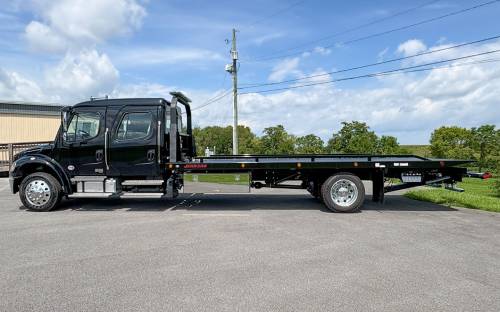 Jerr-Dan - IN STOCK - 2026 FREIGHTLINER M2106 PLUS EXT CAB 4X2 JERR-DAN CARRIER 22SRR6T-W-LP
