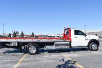 Miller Industries - PRE-OWNED AVAILABLE - 2016 RAM 5500 SLT REG CAB 4X4 CENTURY CARRIER 19.5FT ALUMINUM - Image 2