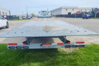 Landoll - IN STOCK - 2025 LANDOLL 930E-51-15 TRAVELING TAIL TRAILER - Image 6