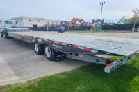 Landoll - IN STOCK - 2025 LANDOLL 930E-51-15 TRAVELING TAIL TRAILER - Image 5