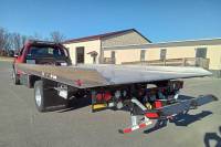 Jerr-Dan - IN STOCK - 2024 FORD F600 XLT REG CAB 4X4 JERR-DAN CARRIER 20NGAF6T-W-LP - Image 4
