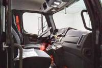 Jerr-Dan - IN STOCK - 2025 FREIGHTLINER M2 106 PLUS EXT CAB 4X2 JERR-DAN CARRIER 22NGAF6T-W-LP - Image 8
