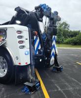 Miller Industries - PRE-OWNED AVAILABLE - 2023 KENWORTH T880 SLEEPER CENTURY 5130 ALUMINUM 25TON HEAVY - Image 6