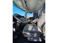 Jerr-Dan - Pre-Owned Available - 2023 Kenworth T880 Jerr-Dan 50 Ton Heavy Wrecker - Image 11