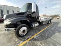 International - Pre-Owned Available - 2021 International MV Reg Cab 4x2 Diesel Black Century 21.5' Aluminum - Image 3