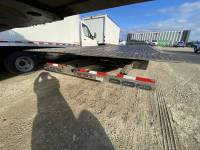 Landoll - PRE-OWNED TRAILER- 2021 LANDOLL 930E-51-15 TRAVELING TAIL TRAILER - Image 6