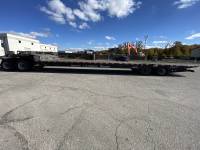 Landoll - PRE-OWNED TRAILER- 2020 LANDOLL 930E-51-15 TRAVELING TAIL TRAILER - Image 2
