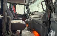 Jerr-Dan - IN STOCK - 2026 FREIGHTLINER M2 106 PLUS EXT CAB 4X2 JERR-DAN CARRIER 22SRR6T-W-LP - Image 8