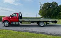 IN STOCK - 2024 FORD F750 REG CAB 4X2 JERR-DAN CARRIER 22NGAF6T-W-LP
